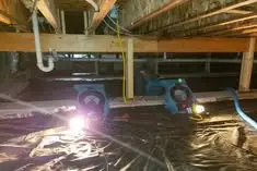 Crawl space water damage cleanup in Everett WA