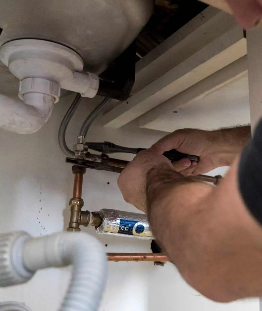 Burst pipe causing water damage and flooding inside an Everett, WA property